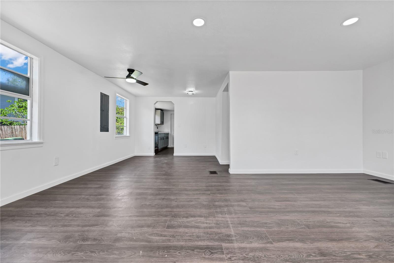 Image 10 of 29 For 4311 Tony Street