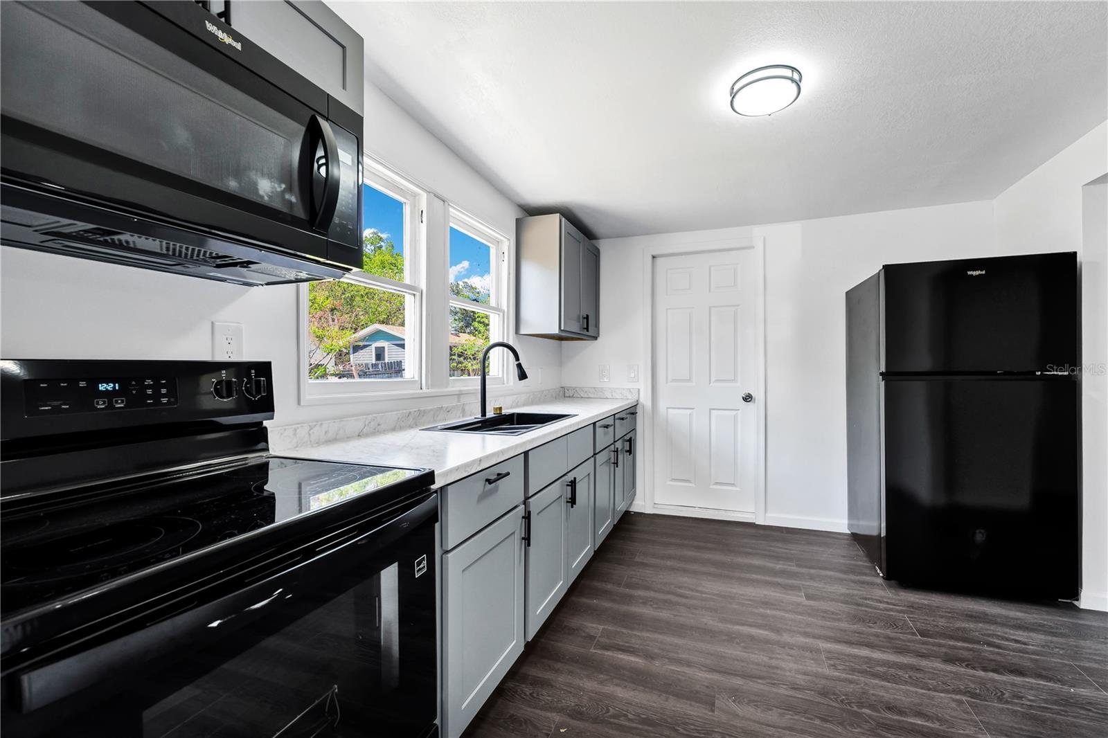 Image 11 of 29 For 4311 Tony Street