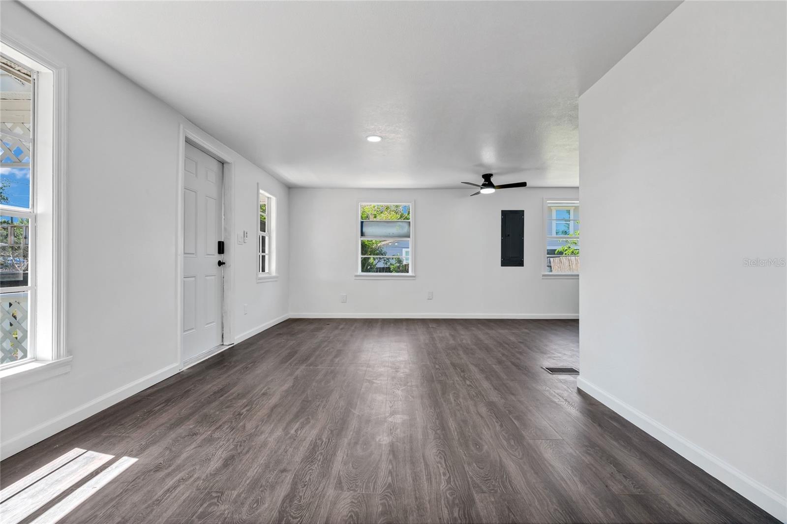 Image 20 of 29 For 4311 Tony Street