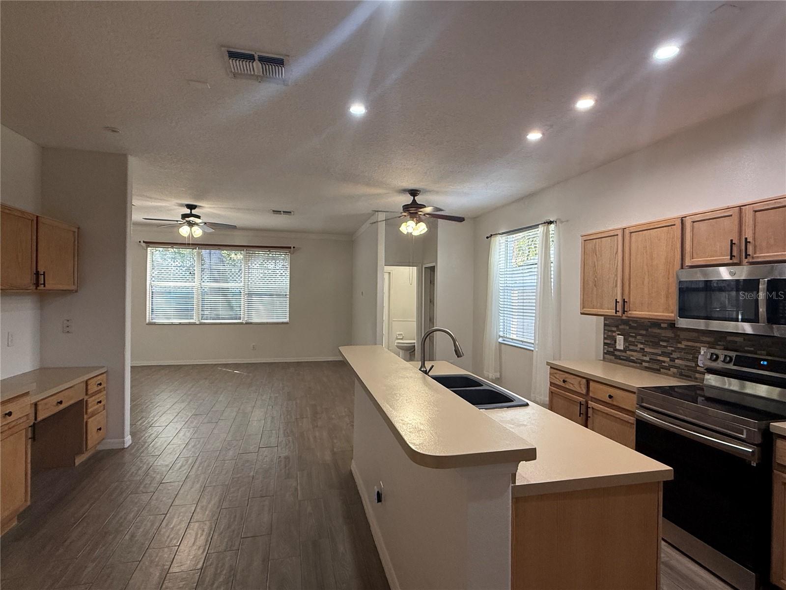 Image 10 of 24 For 4413 Riverton Drive