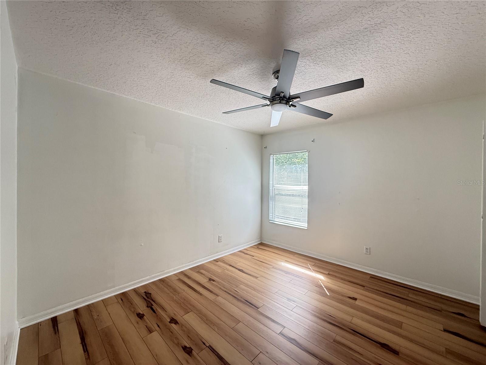 Image 16 of 24 For 4413 Riverton Drive