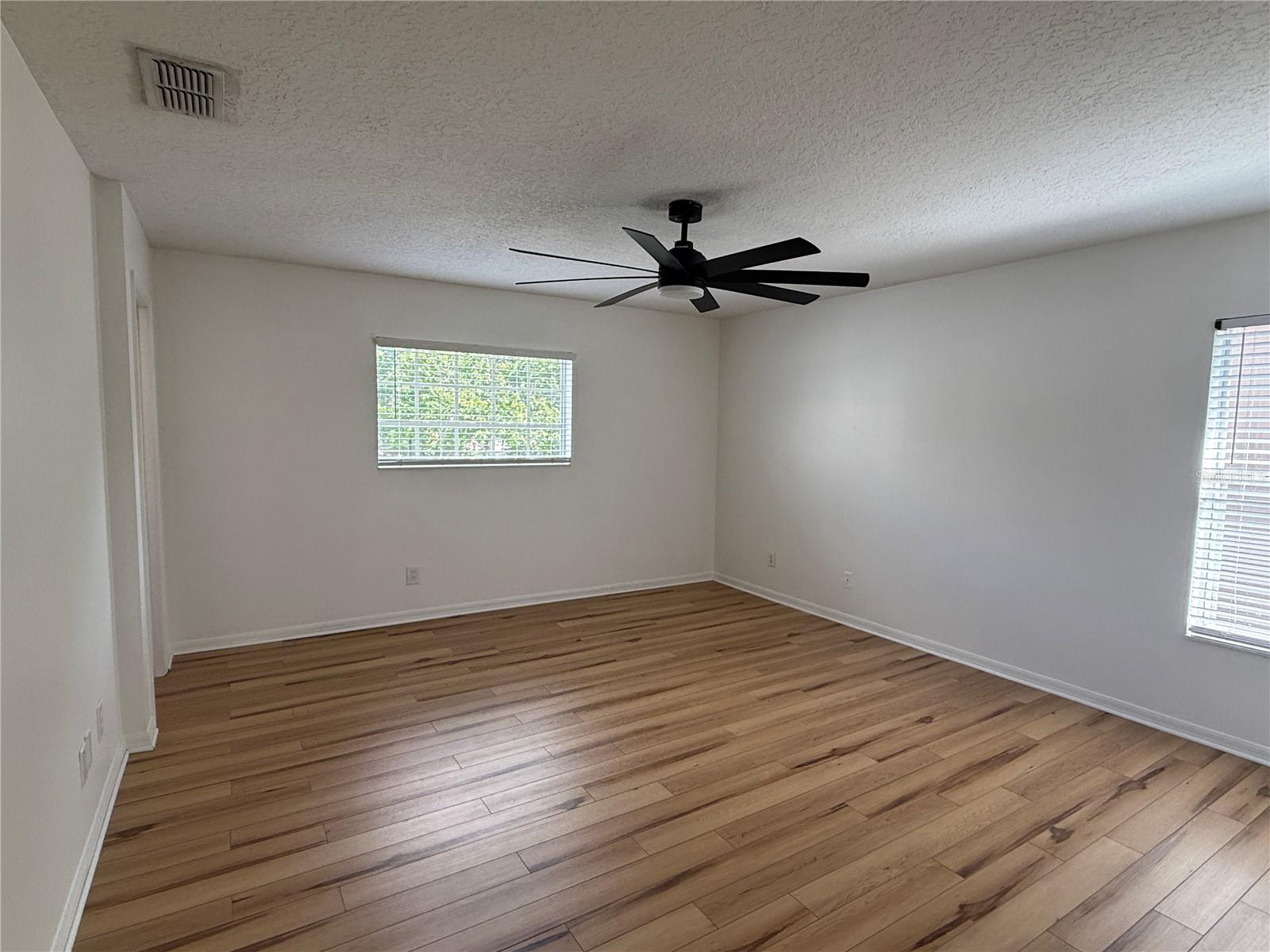 Image 21 of 24 For 4413 Riverton Drive