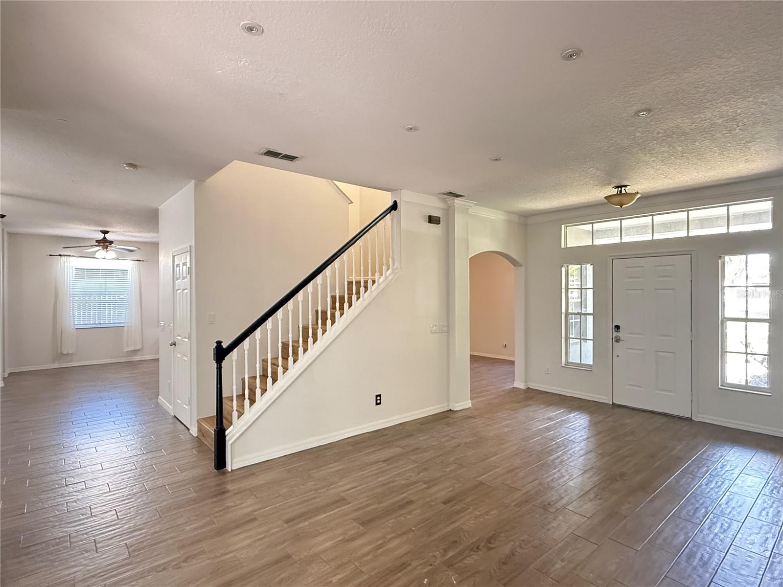 Image 5 of 24 For 4413 Riverton Drive