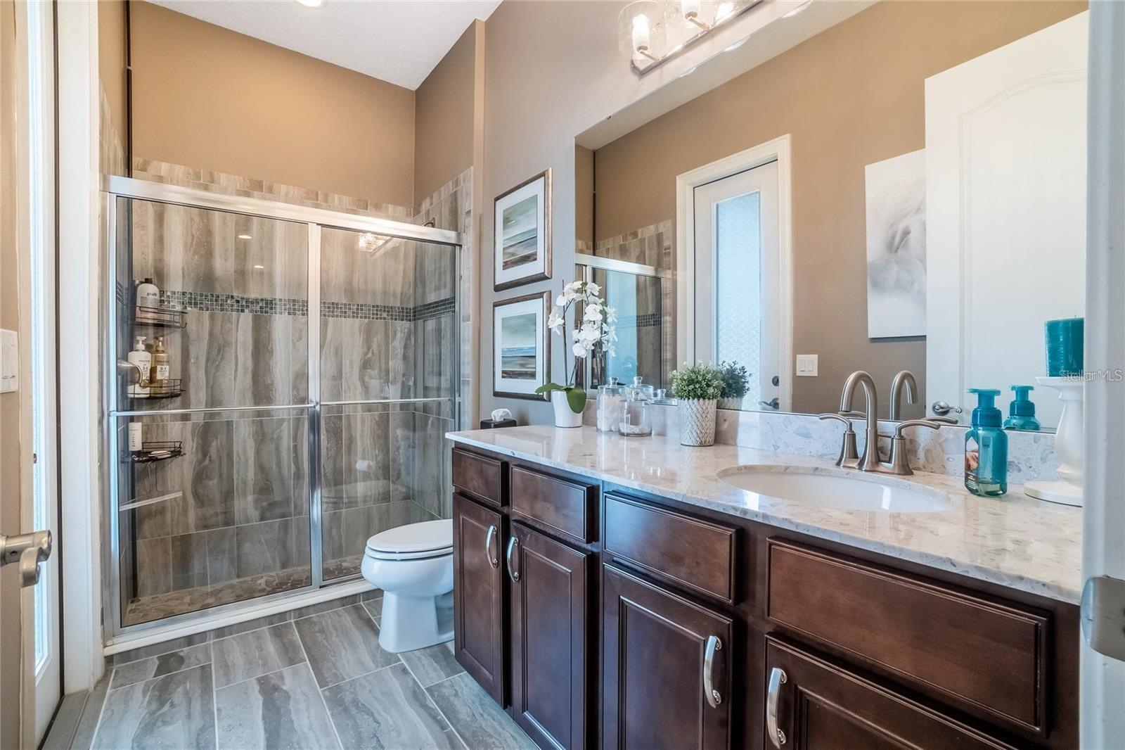 Image 23 of 50 For 32049 Red Tail Boulevard