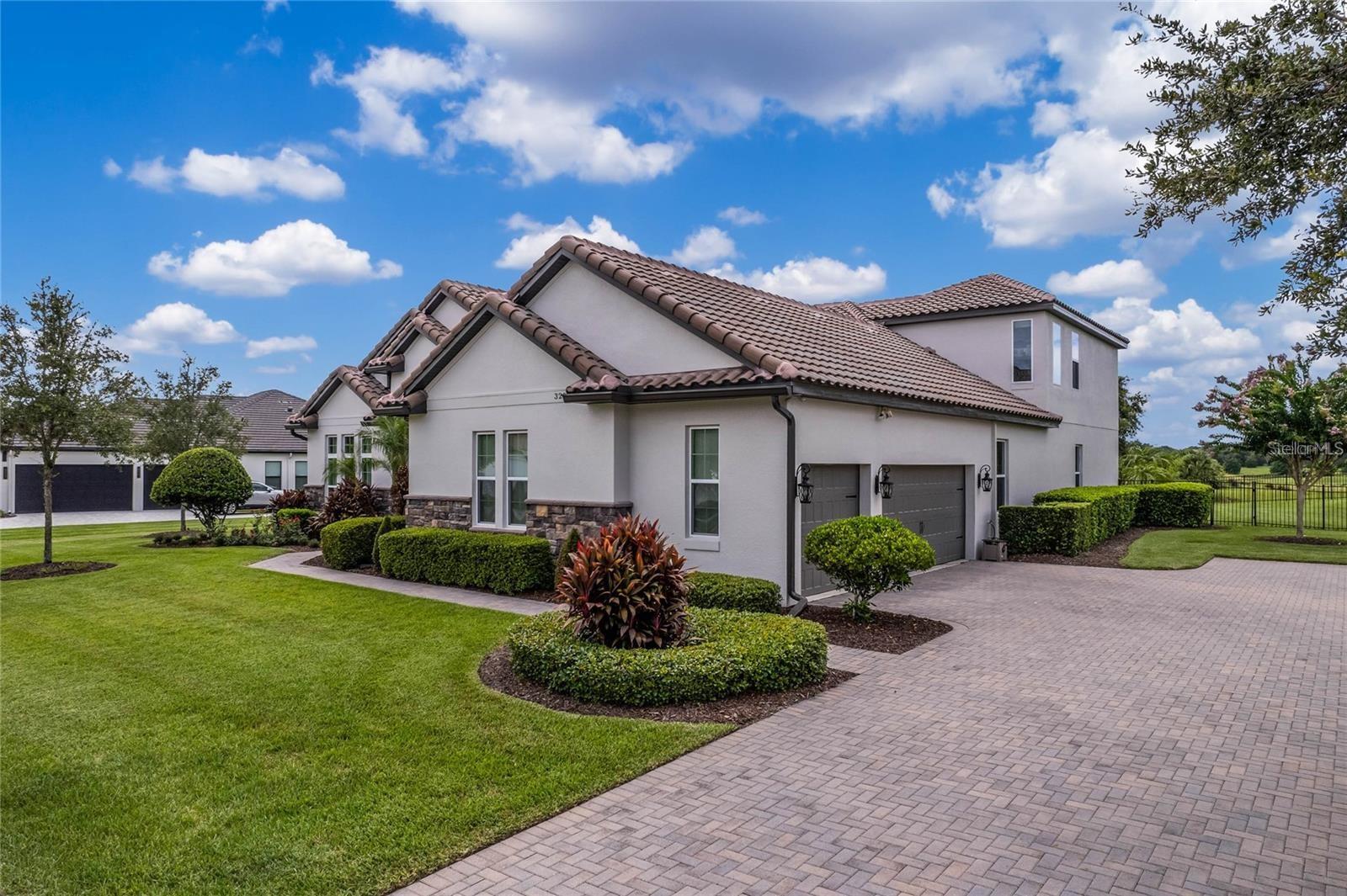 Image 36 of 50 For 32049 Red Tail Boulevard