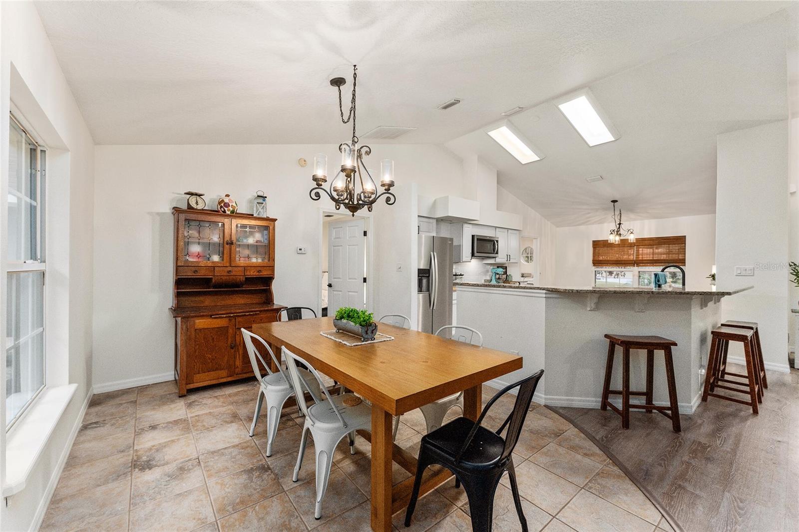 Image 7 of 16 For 7237 Edmund Court