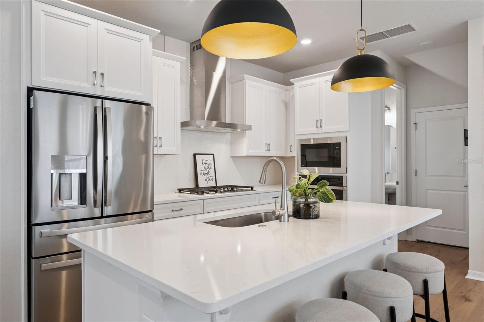 Image 14 of 60 For 936 Kylee Aly