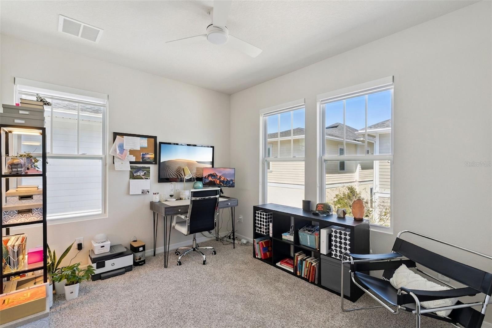 Image 18 of 60 For 936 Kylee Aly