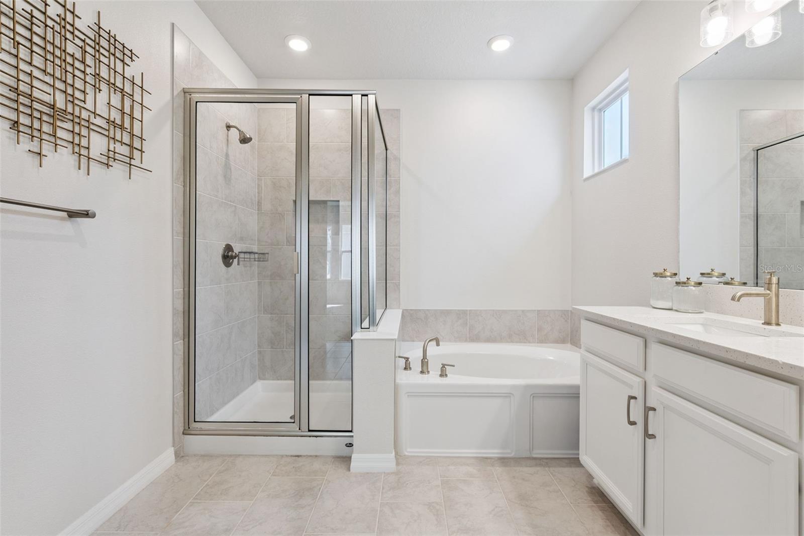 Image 26 of 60 For 936 Kylee Aly