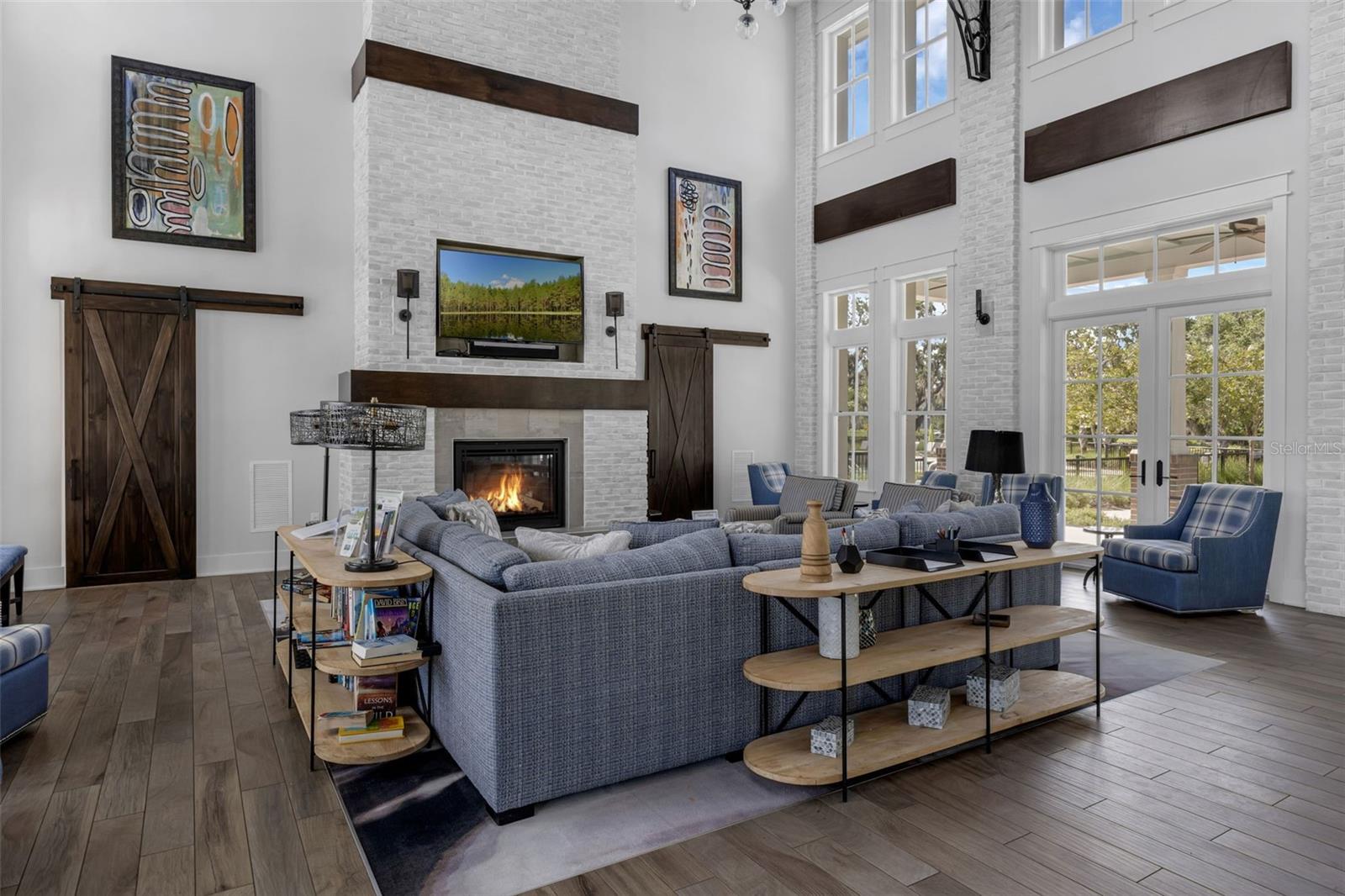 Image 38 of 60 For 936 Kylee Aly