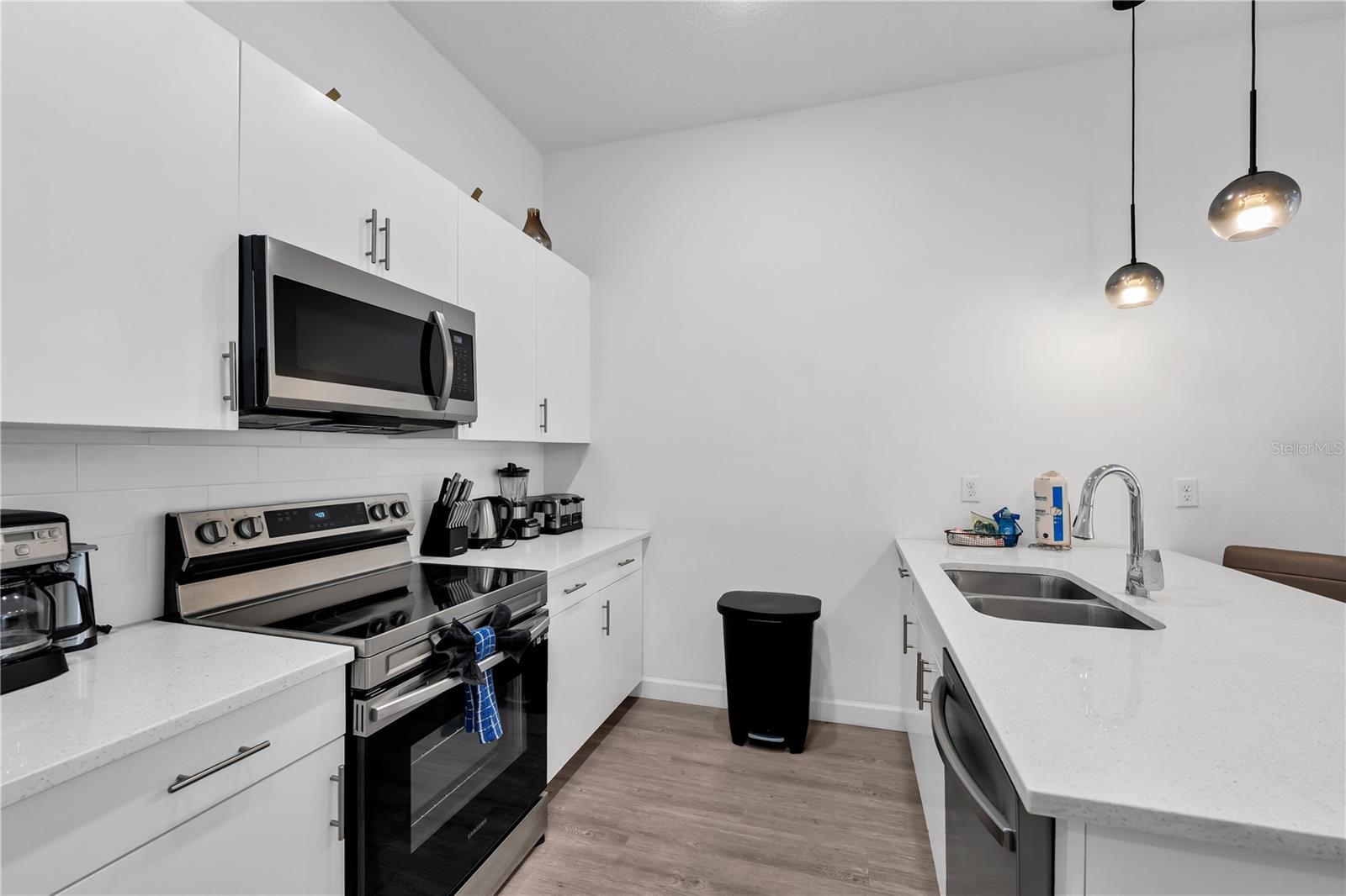 Image 5 of 9 For 509 Famagusta Dr.