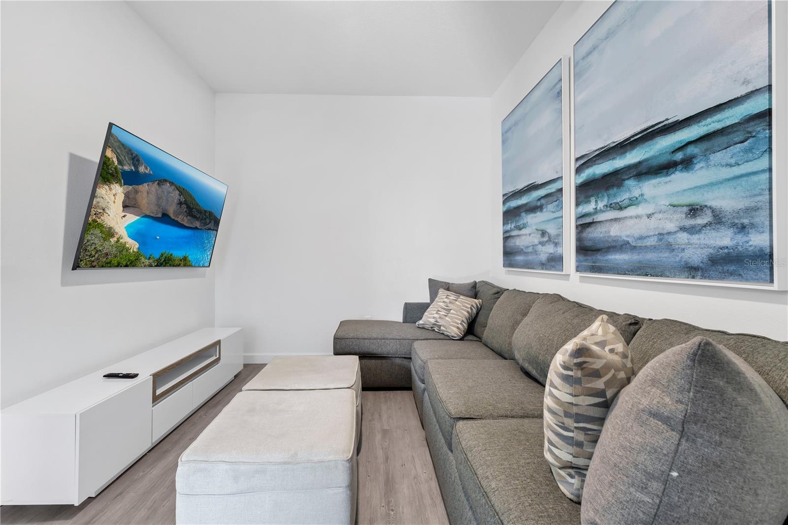 Image 7 of 9 For 509 Famagusta Dr.