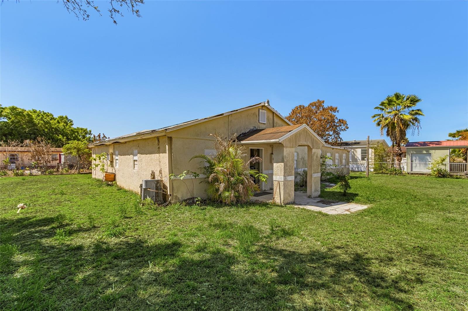 Image 3 of 29 For 23090 Railroad Avenue