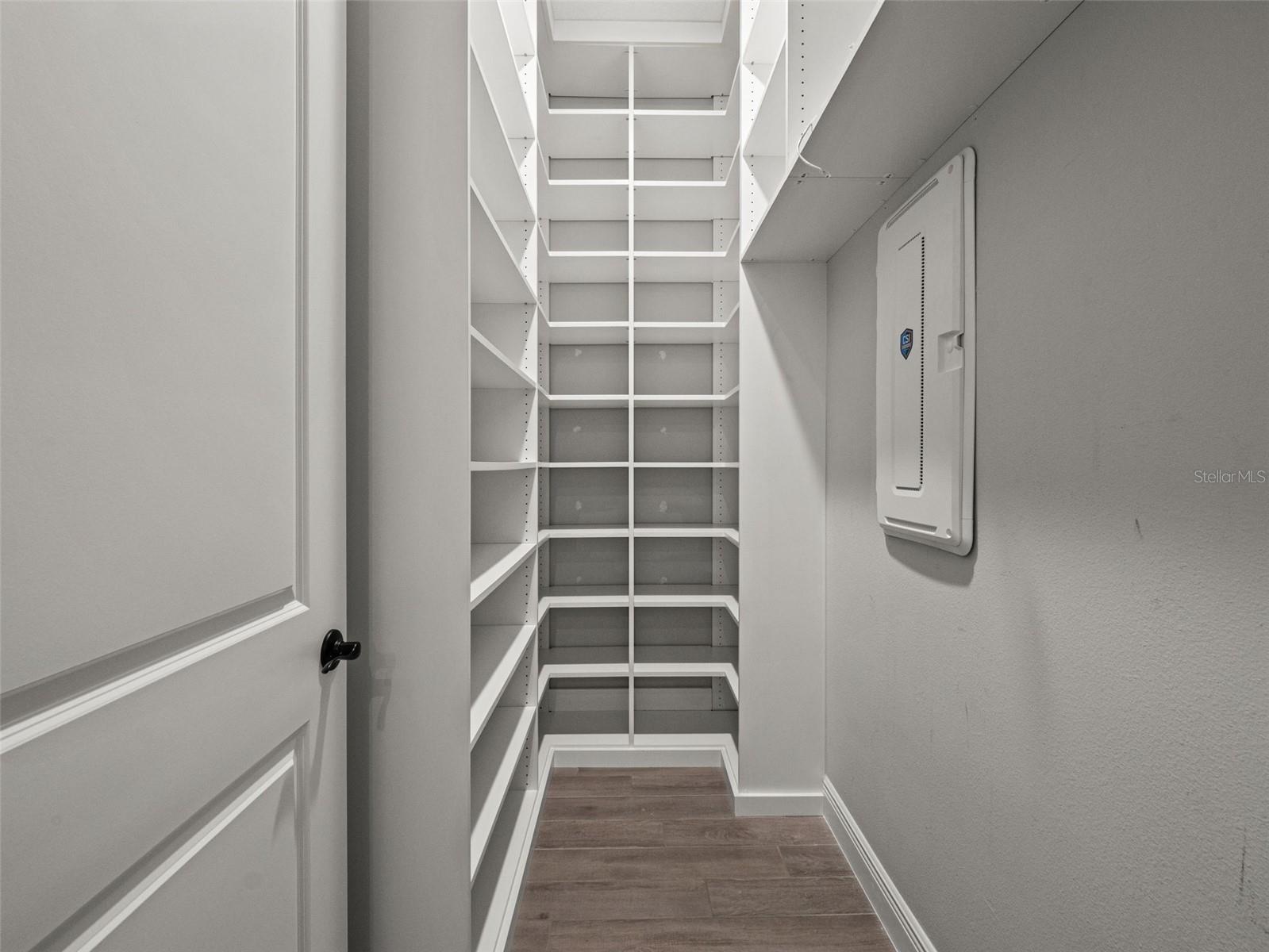 Image 26 of 77 For 34595 Seneca Reserve Drive