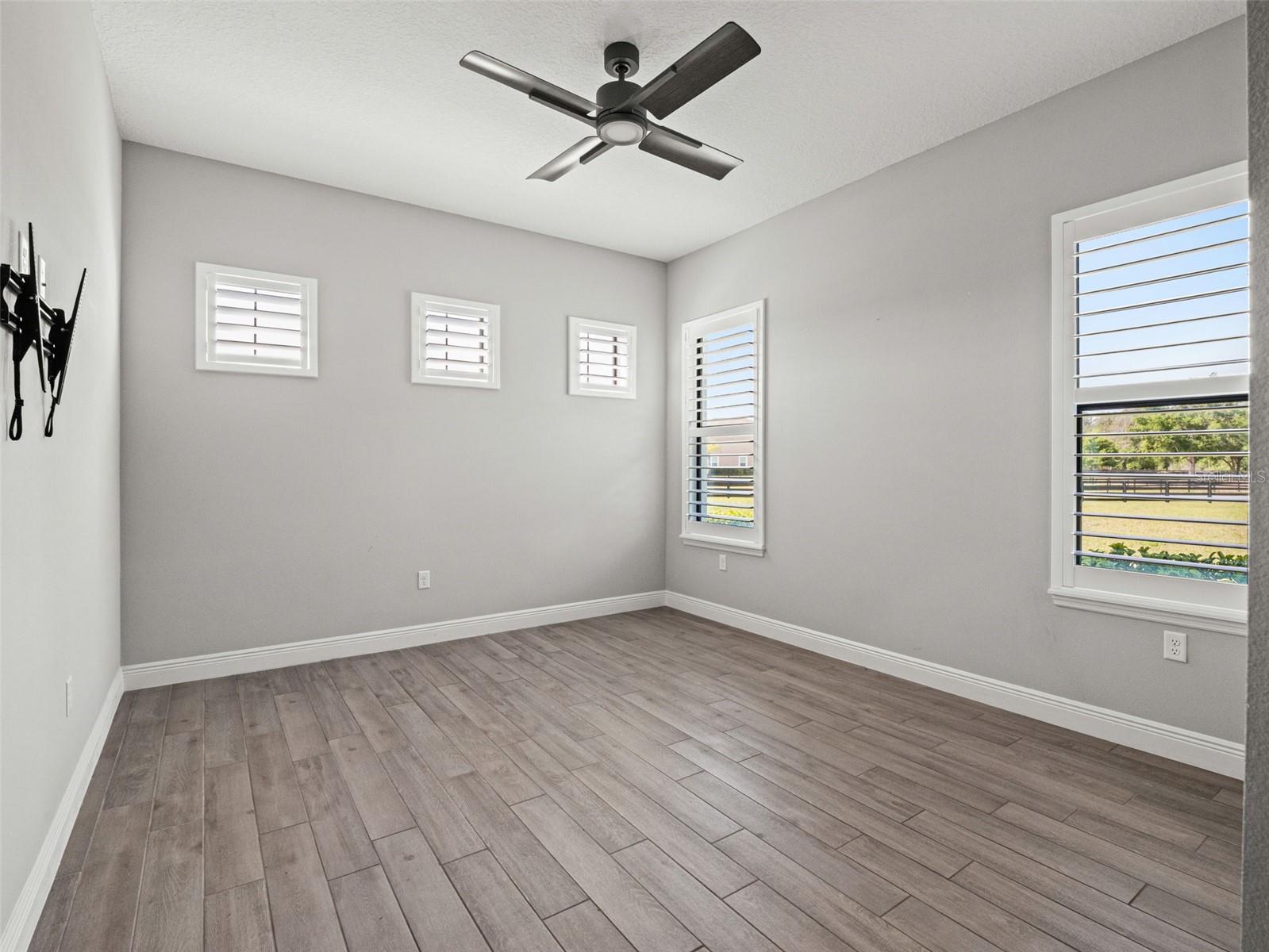 Image 27 of 77 For 34595 Seneca Reserve Drive