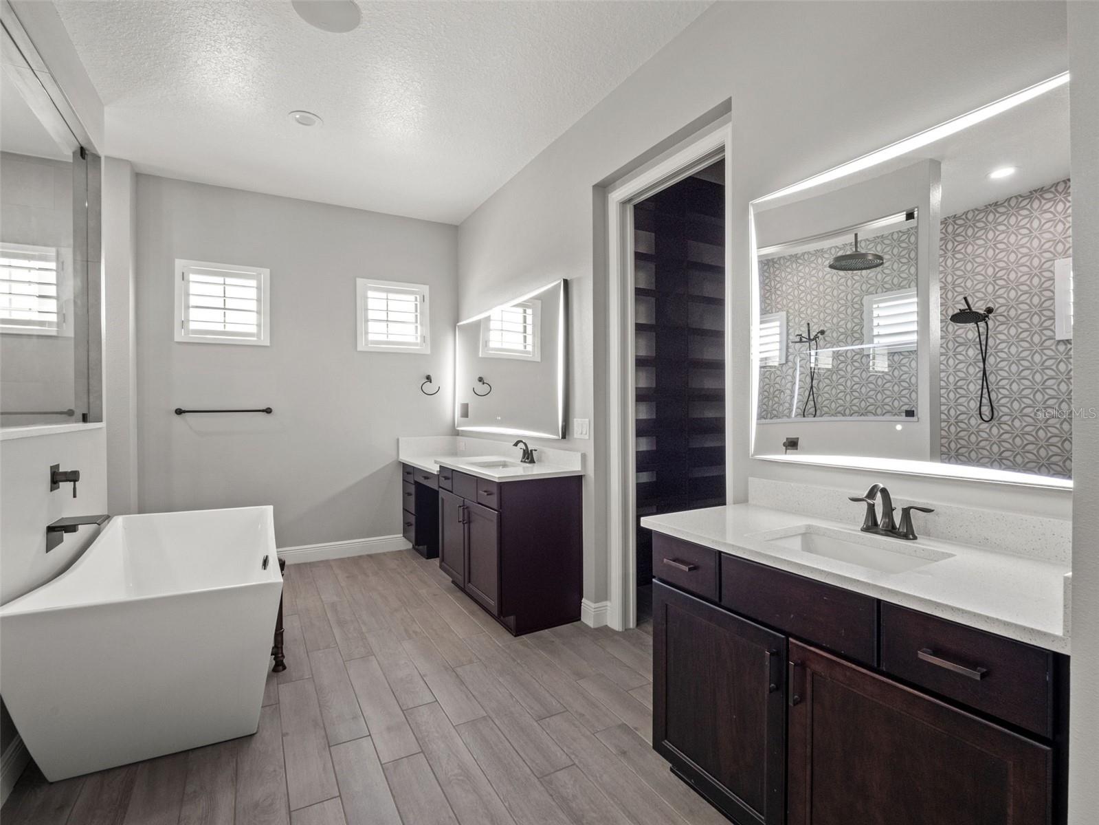 Image 38 of 77 For 34595 Seneca Reserve Drive