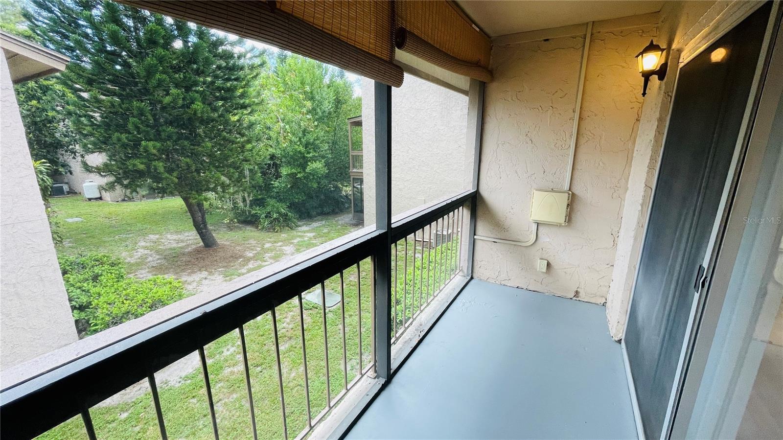 Image 15 of 35 For 7504 Needle Leaf Place 68