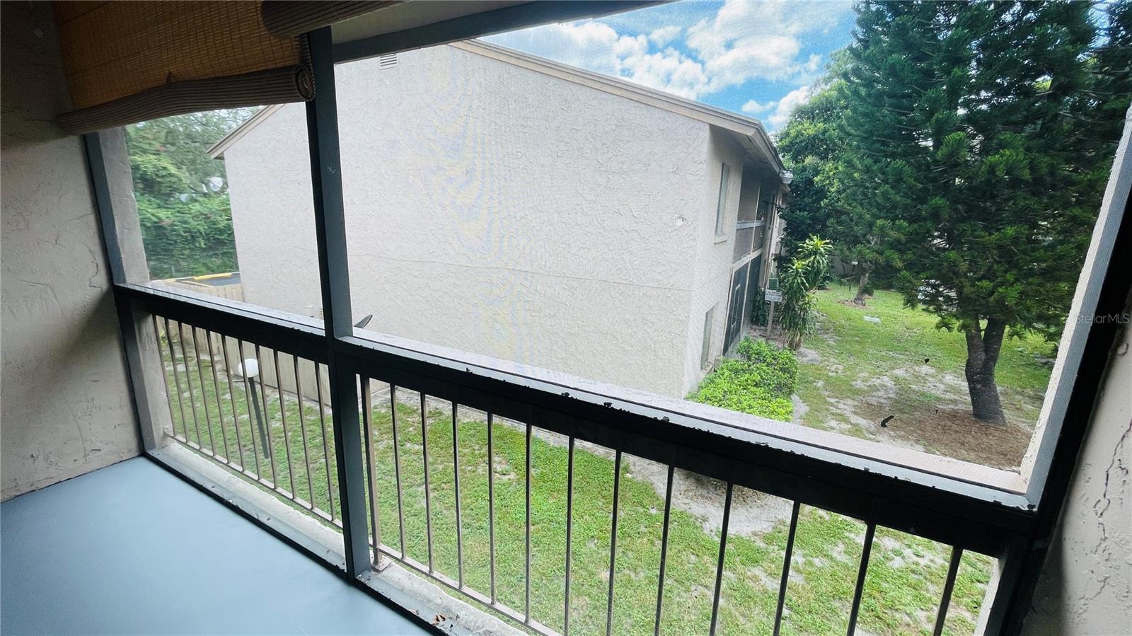 Image 16 of 35 For 7504 Needle Leaf Place 68