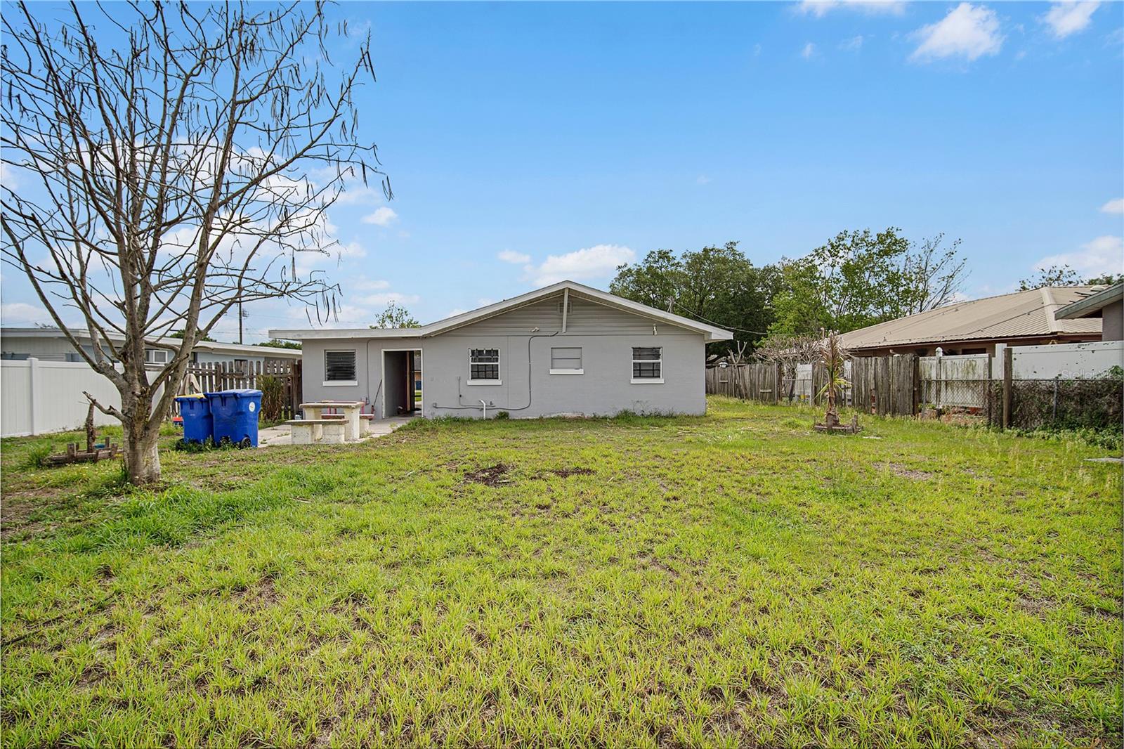 Image 21 of 24 For 885 9th Street