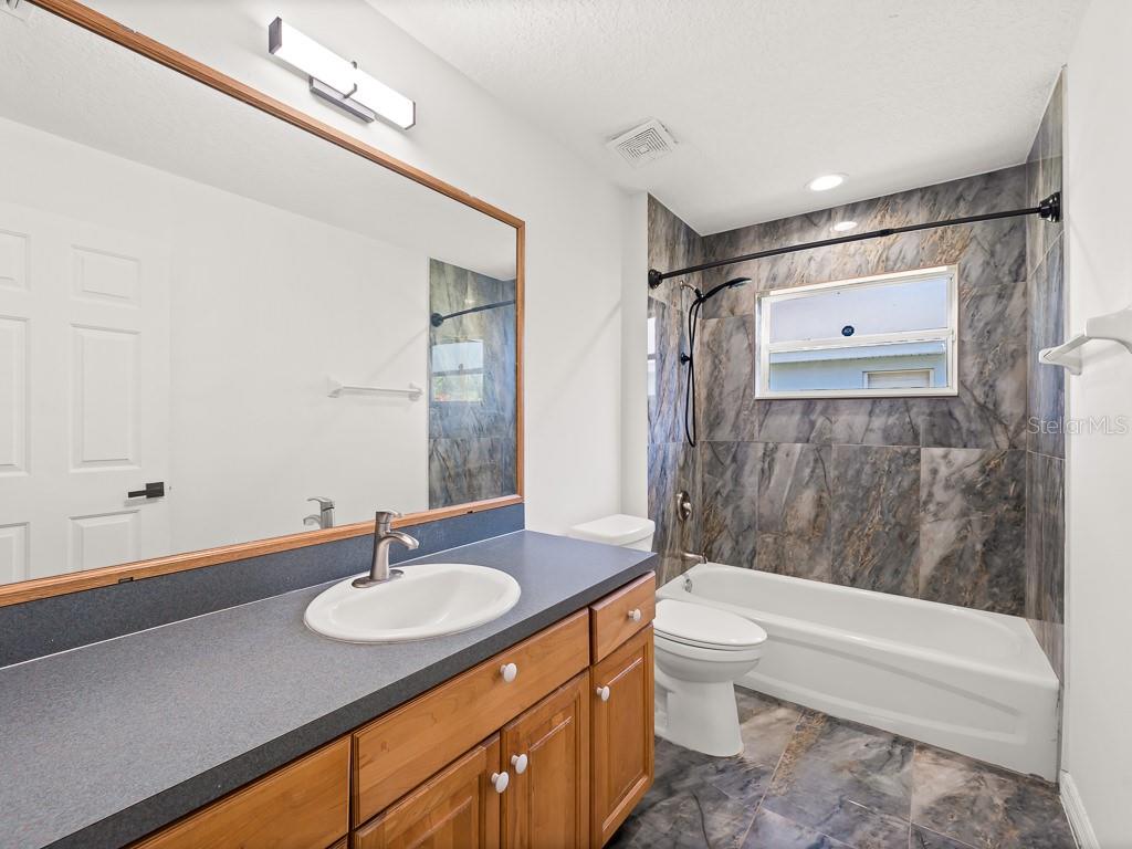 Image 23 of 50 For 23024 Oak Prairie Circle