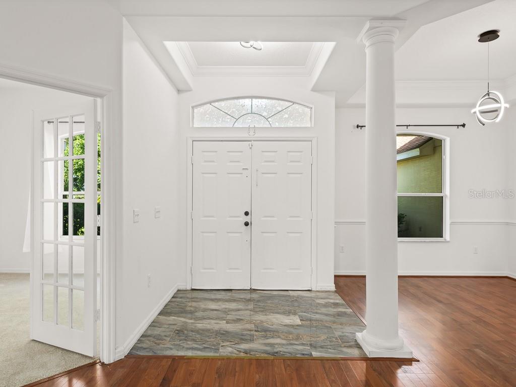 Image 5 of 50 For 23024 Oak Prairie Circle