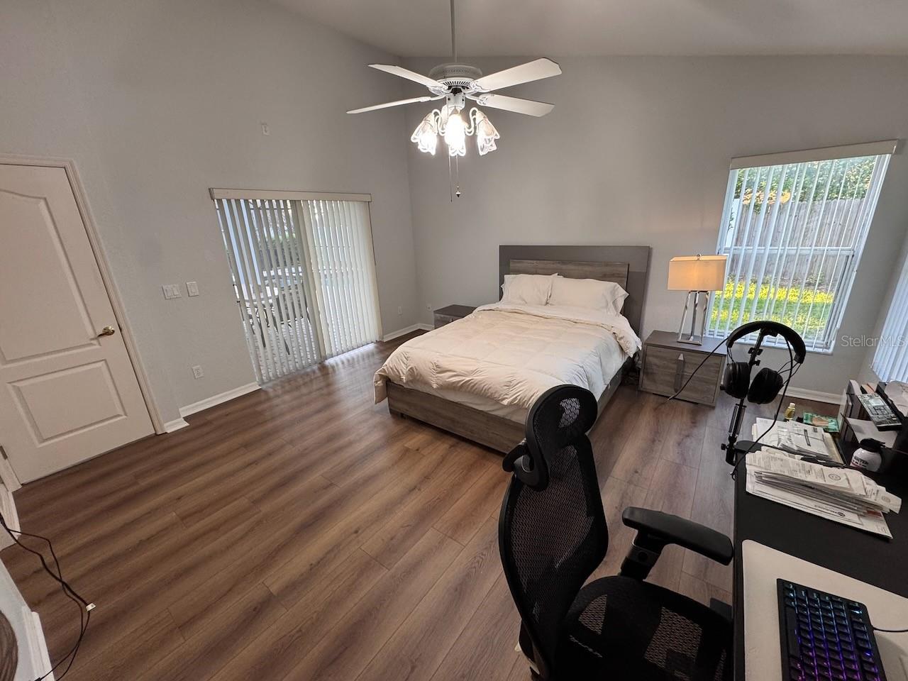 Image 24 of 37 For 709 Hallowell Circle