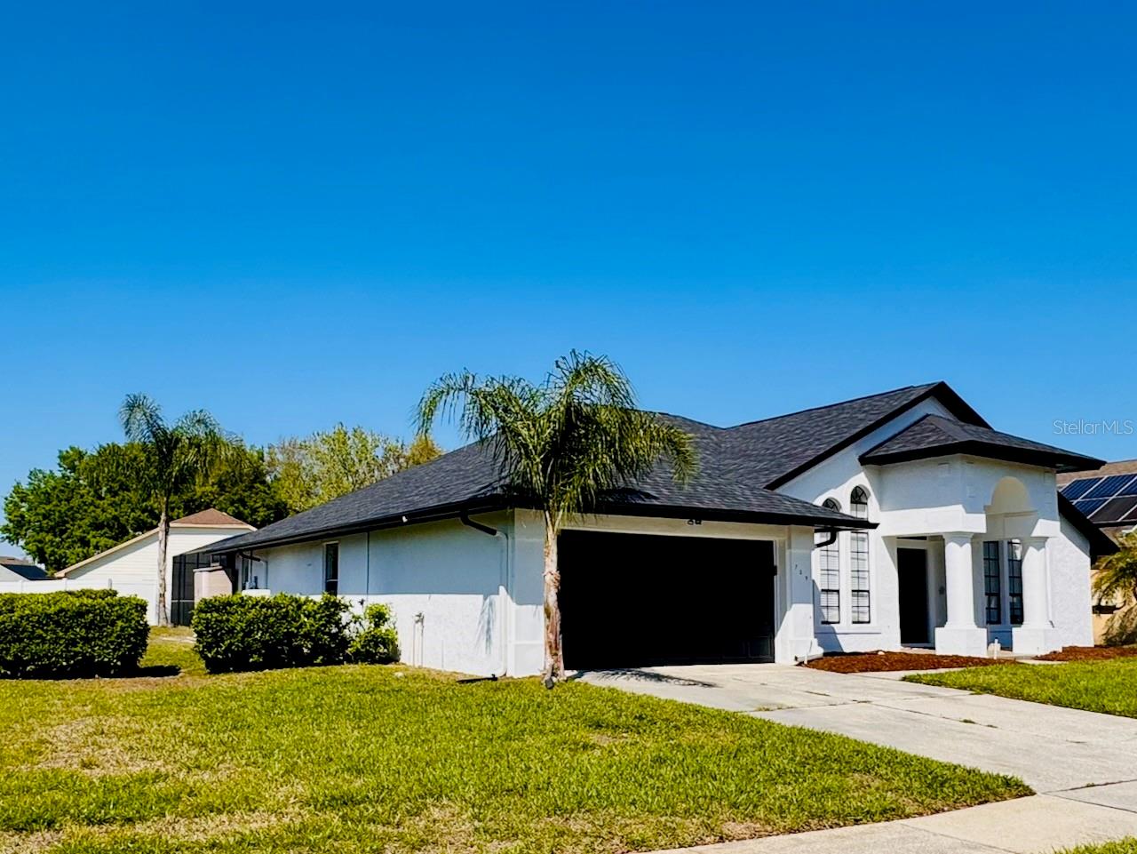 Image 4 of 37 For 709 Hallowell Circle