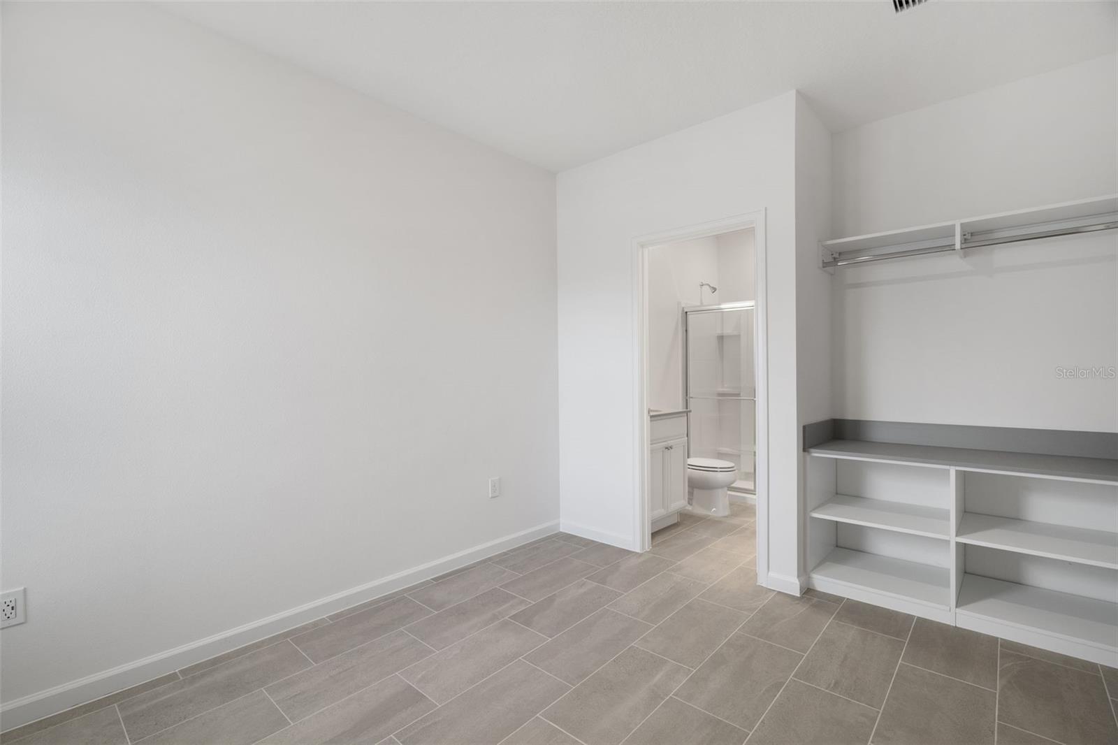 Image 34 of 69 For 10287 Ebb Tide Lane