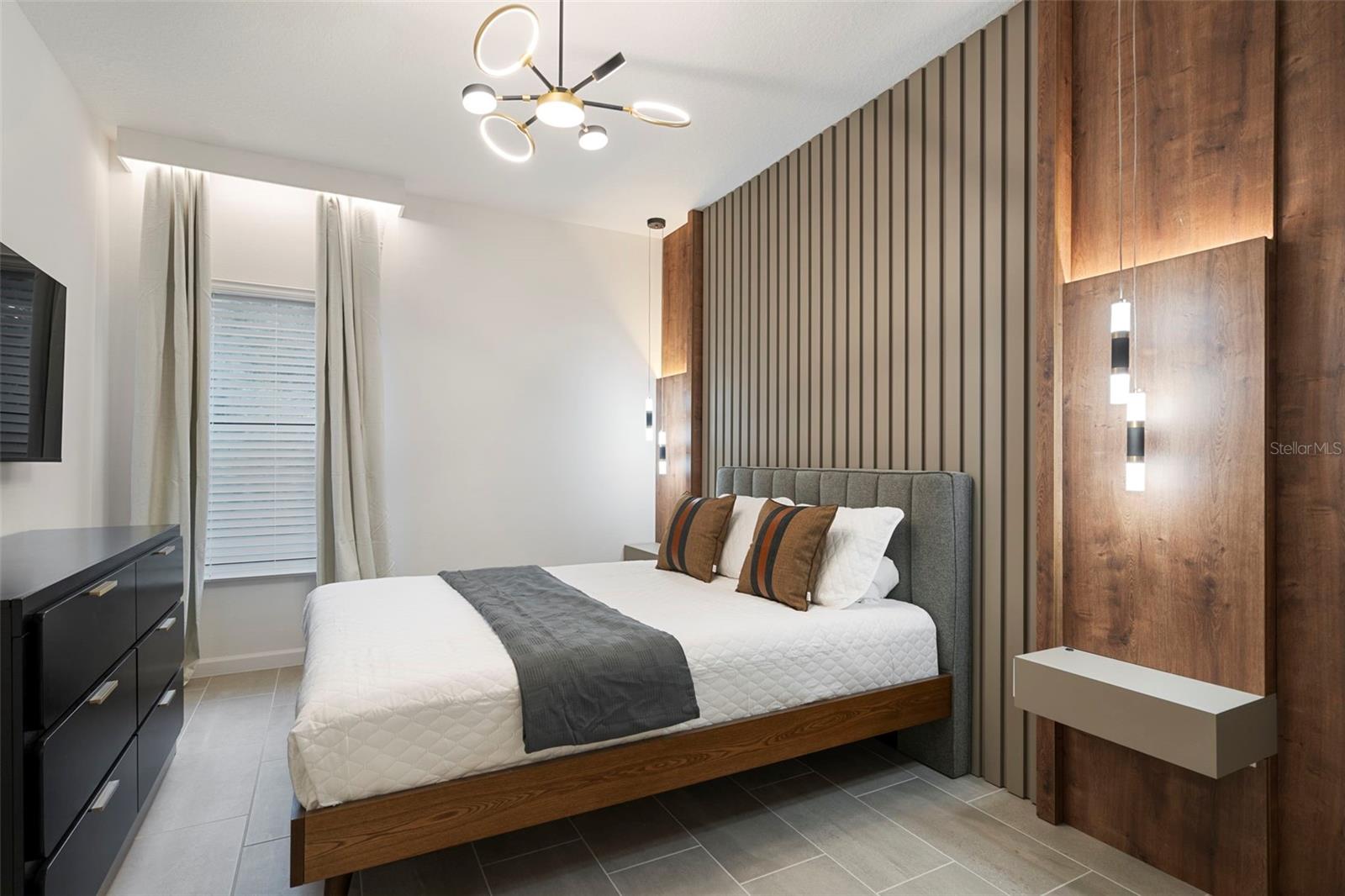 Image 41 of 69 For 10287 Ebb Tide Lane