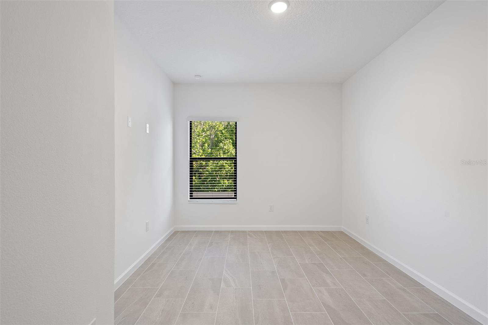 Image 44 of 69 For 10287 Ebb Tide Lane