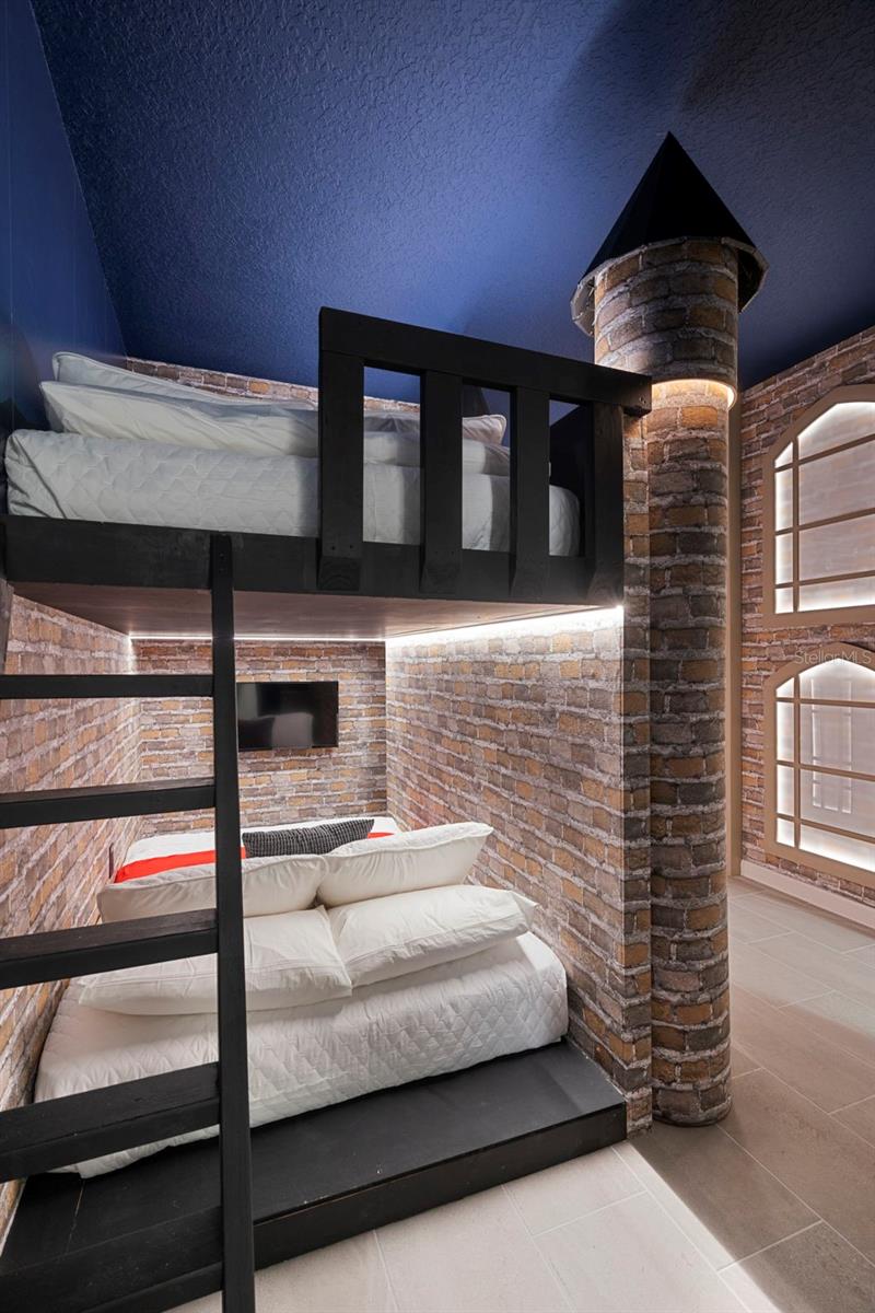 Image 60 of 69 For 10287 Ebb Tide Lane