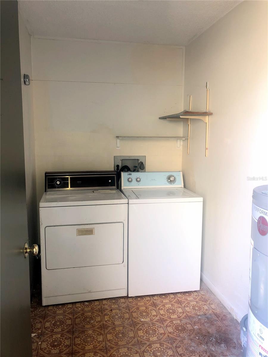 Image 13 of 16 For 5942 Peregrine Avenue 22c