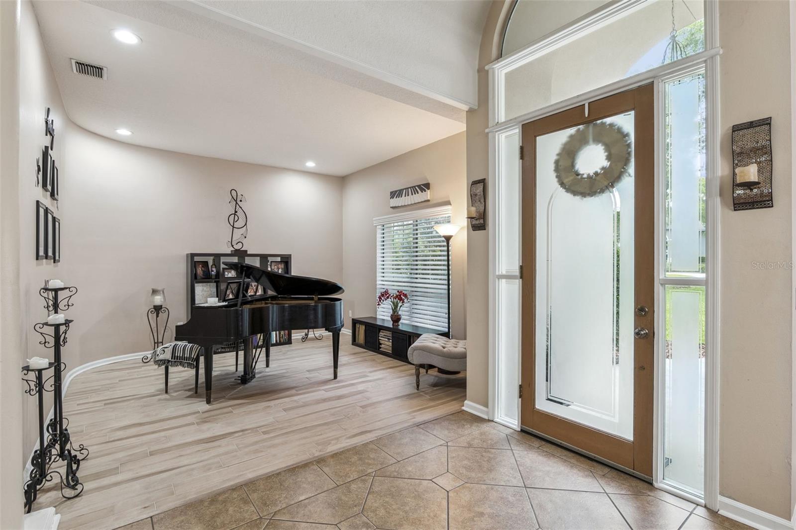 Image 10 of 70 For 383 Eagle Creek Circle