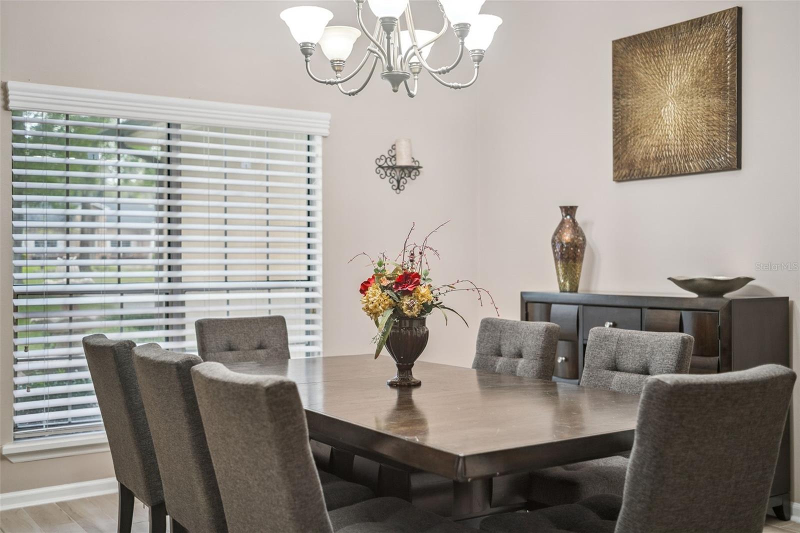 Image 14 of 70 For 383 Eagle Creek Circle