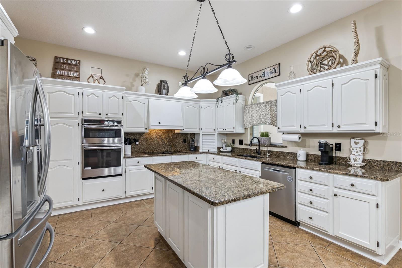 Image 17 of 70 For 383 Eagle Creek Circle