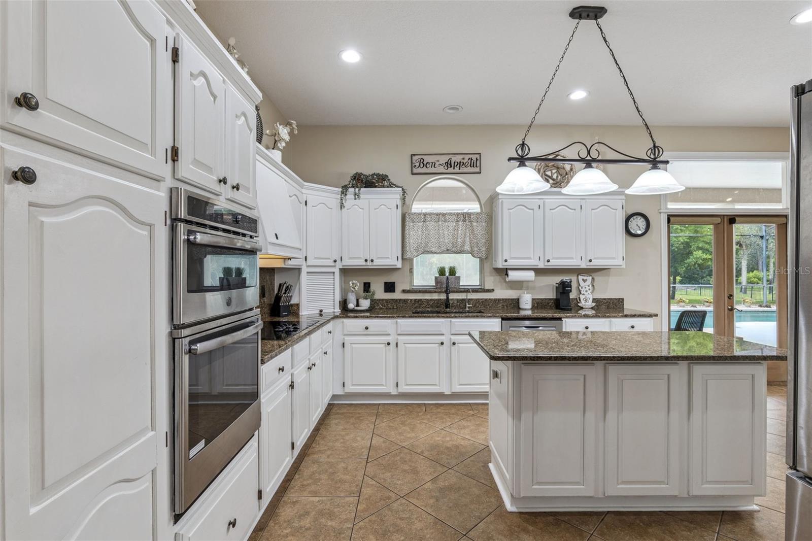 Image 18 of 70 For 383 Eagle Creek Circle