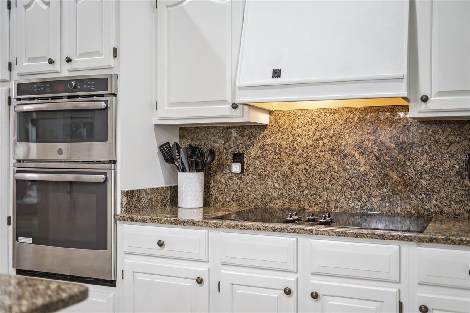 Image 20 of 70 For 383 Eagle Creek Circle