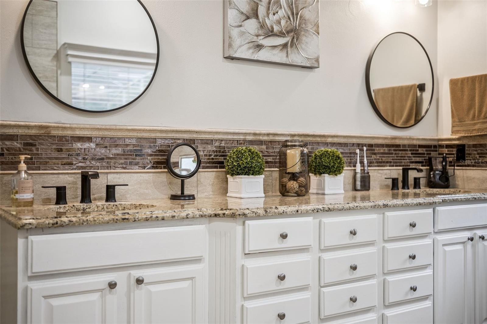 Image 29 of 70 For 383 Eagle Creek Circle