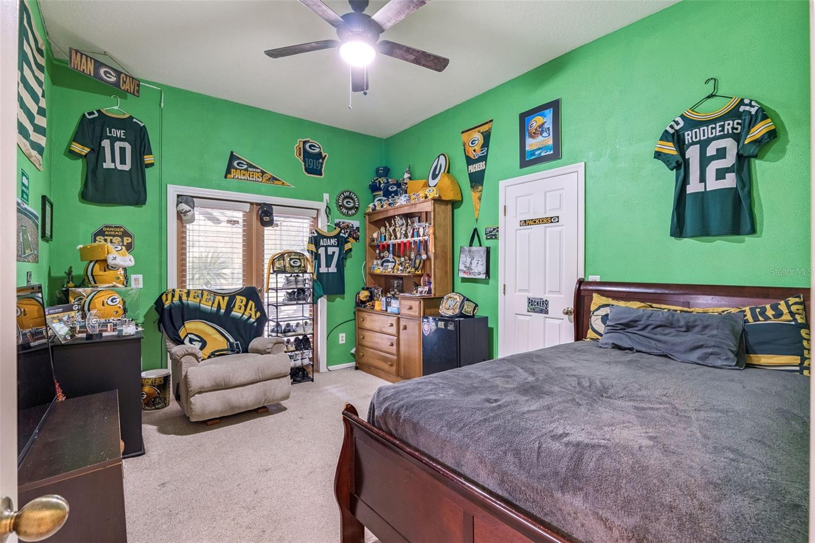 Image 37 of 70 For 383 Eagle Creek Circle