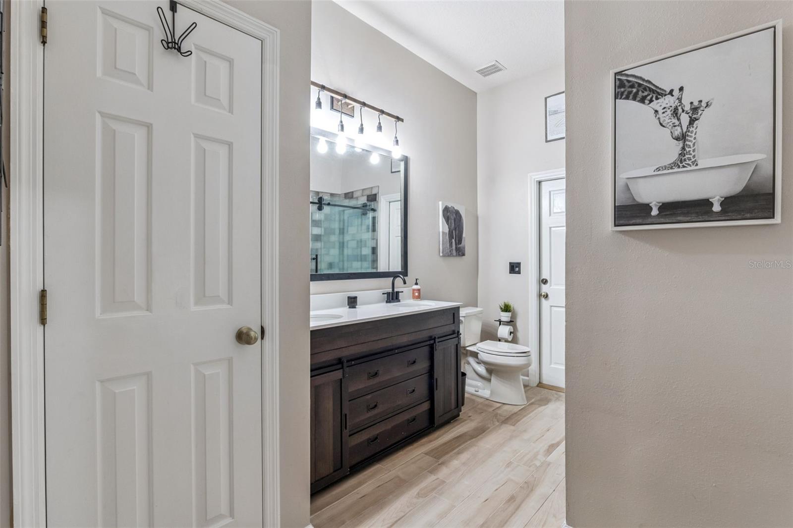 Image 40 of 70 For 383 Eagle Creek Circle