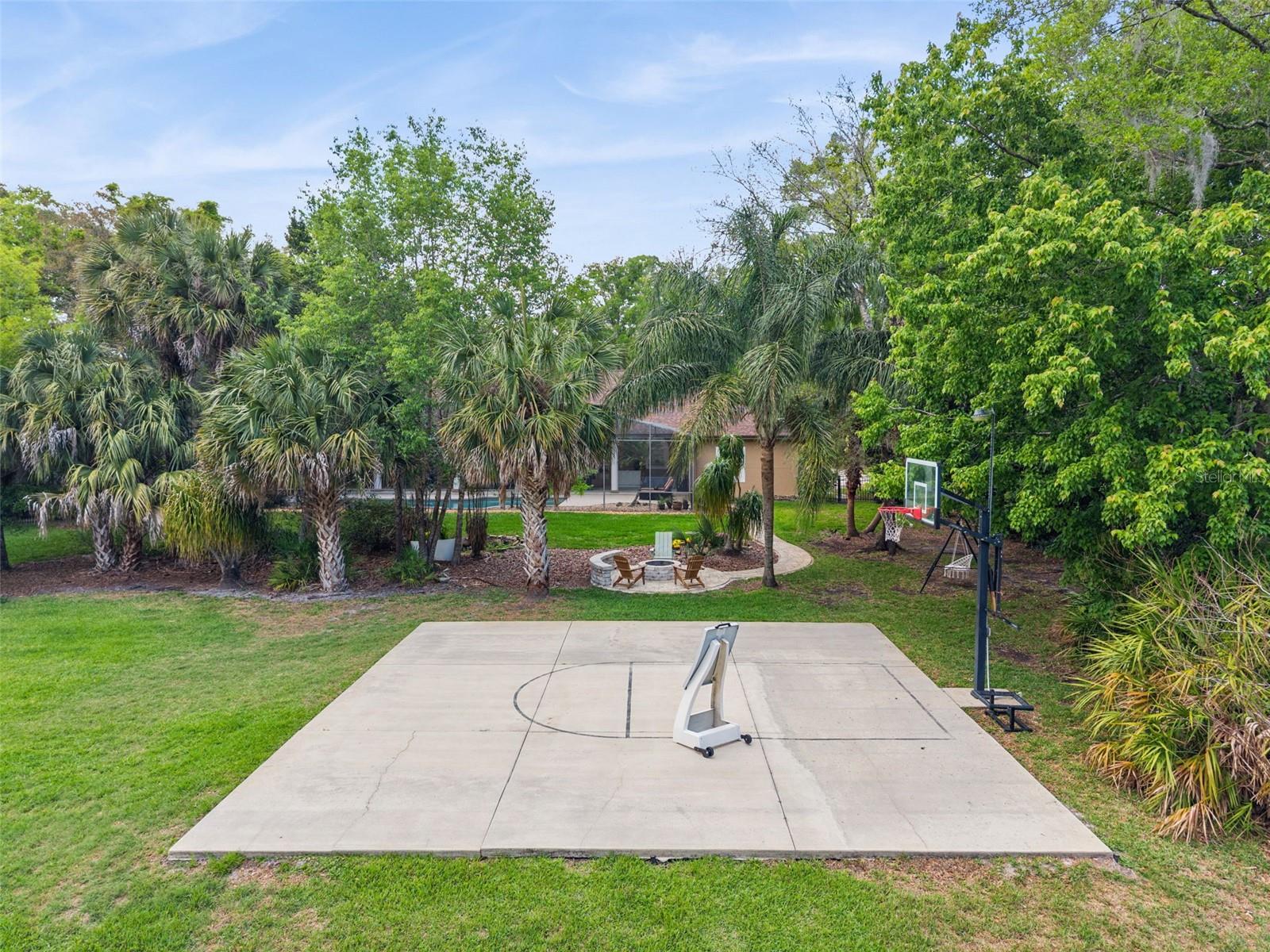 Image 49 of 70 For 383 Eagle Creek Circle