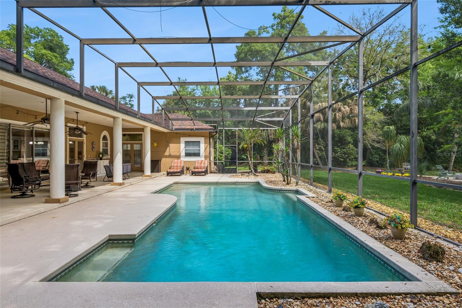 Image 5 of 70 For 383 Eagle Creek Circle