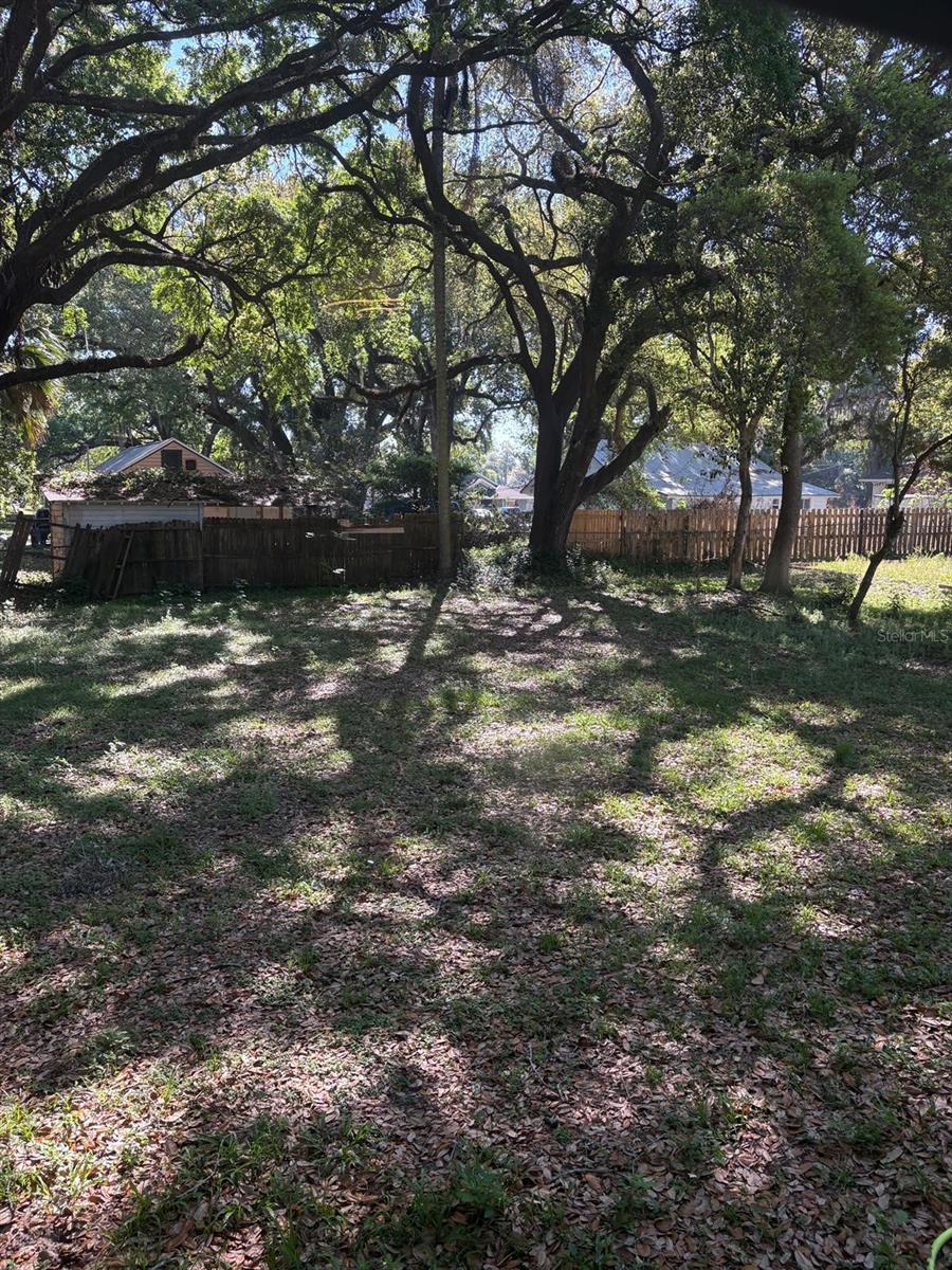 Image 15 of 17 For 7703 Hillcrest Terrace