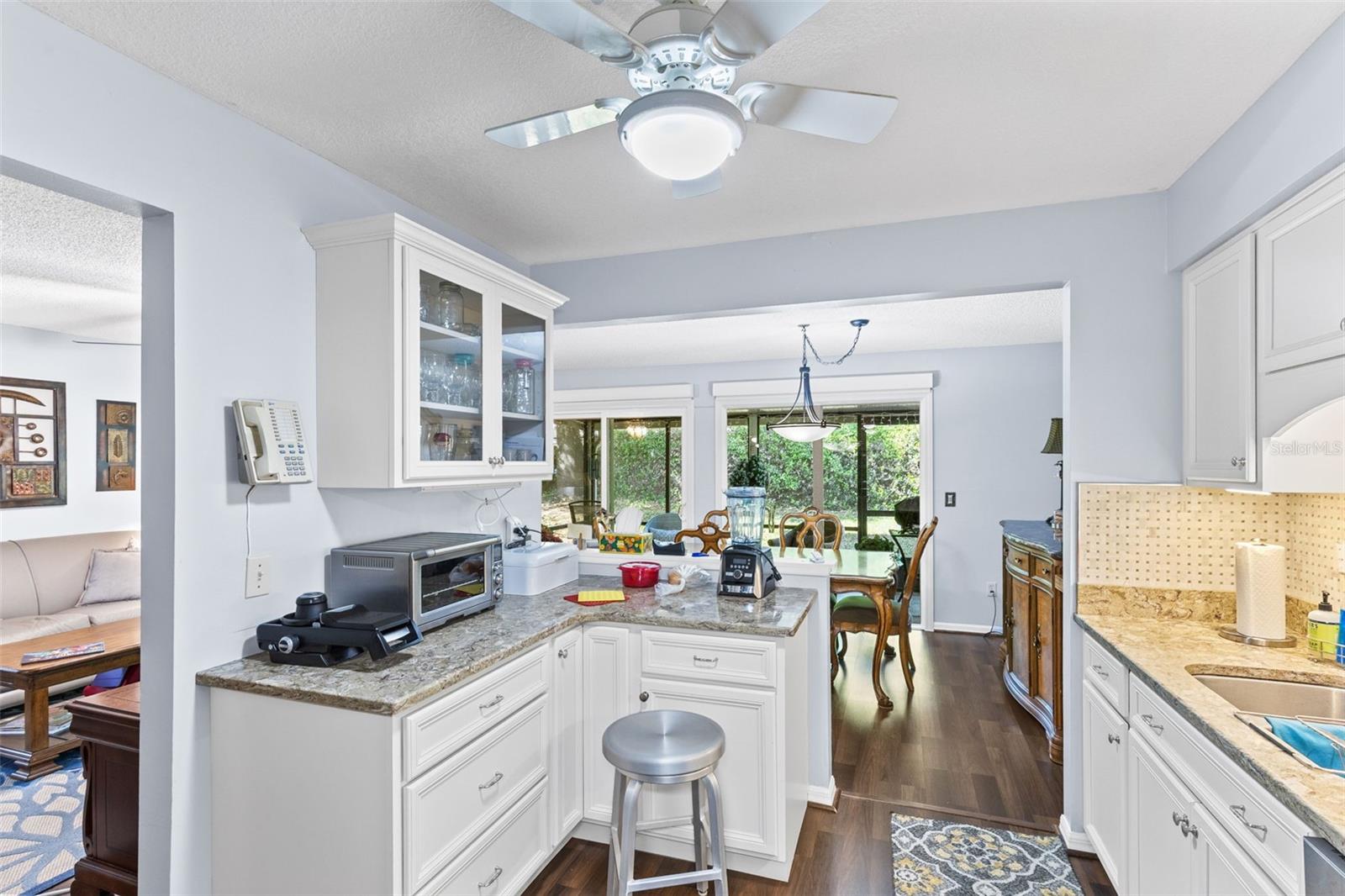 Image 10 of 27 For 2246 Coach House Boulevard 504