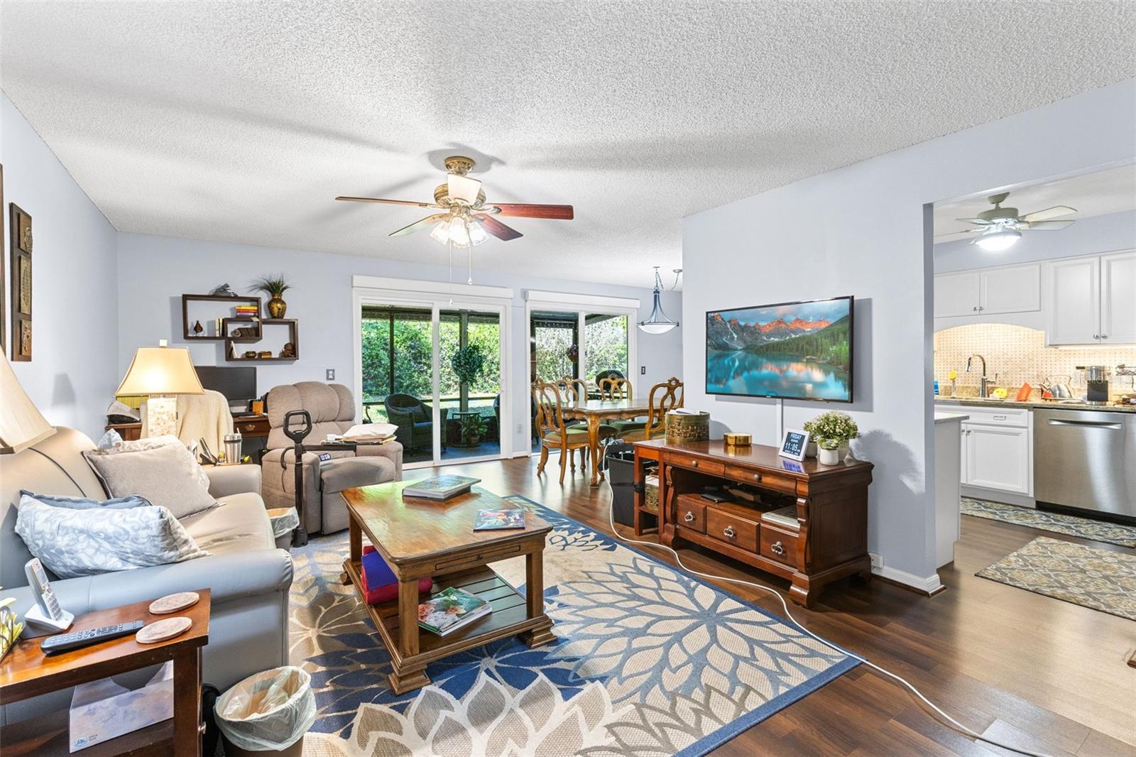 Image 5 of 27 For 2246 Coach House Boulevard 504