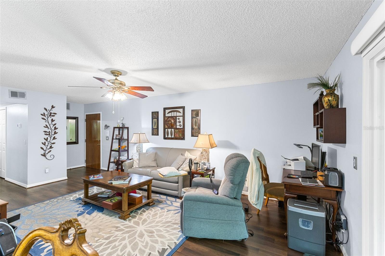 Image 8 of 27 For 2246 Coach House Boulevard 504