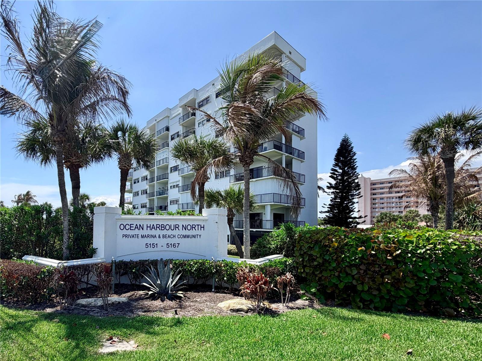 Image 2 of 26 For 5151 N Highway A1a  212