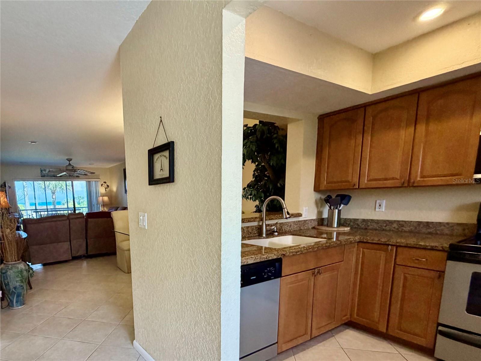 Image 8 of 26 For 5151 N Highway A1a  212