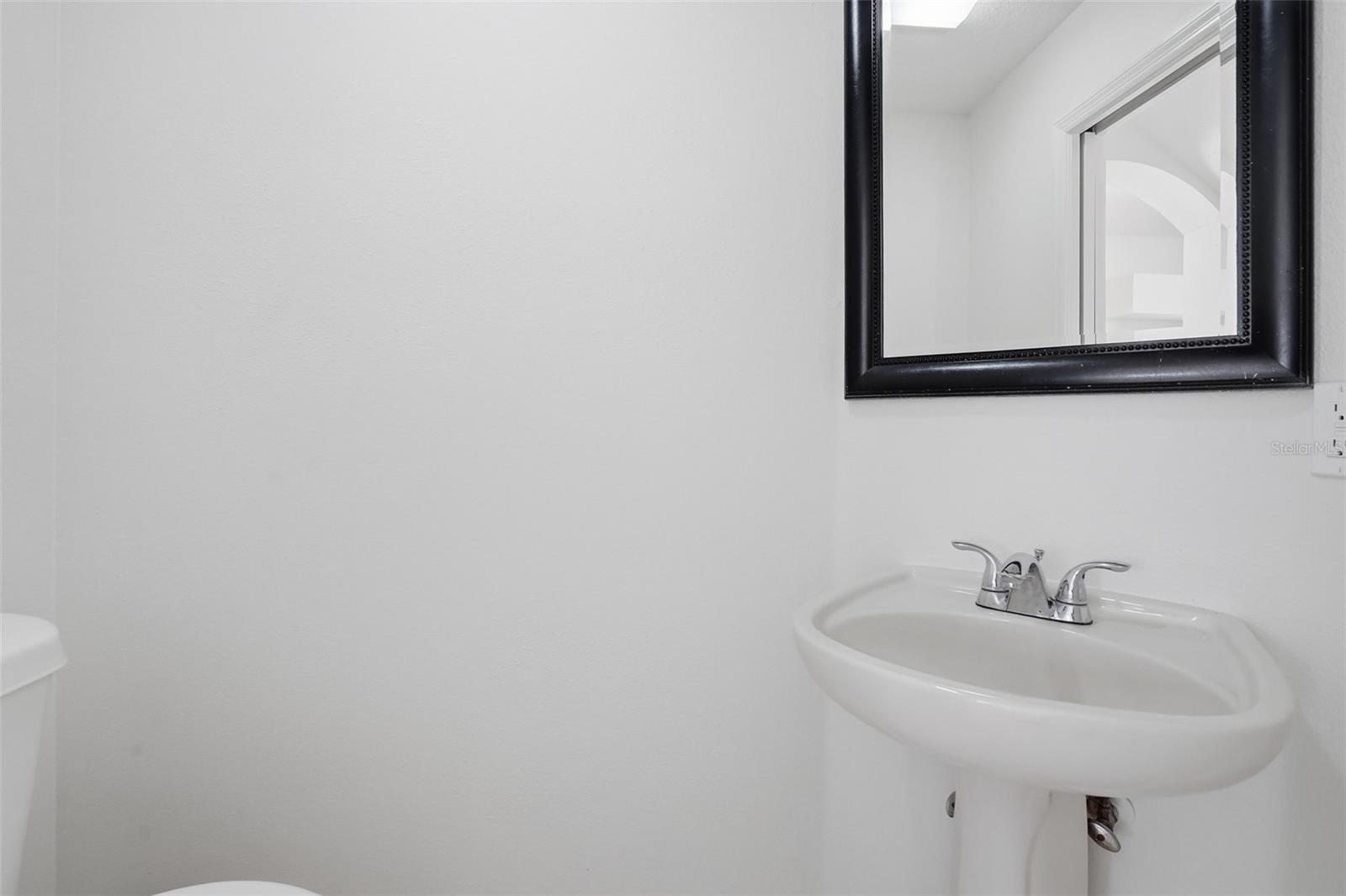 Image 22 of 30 For 12639 Longcrest Drive