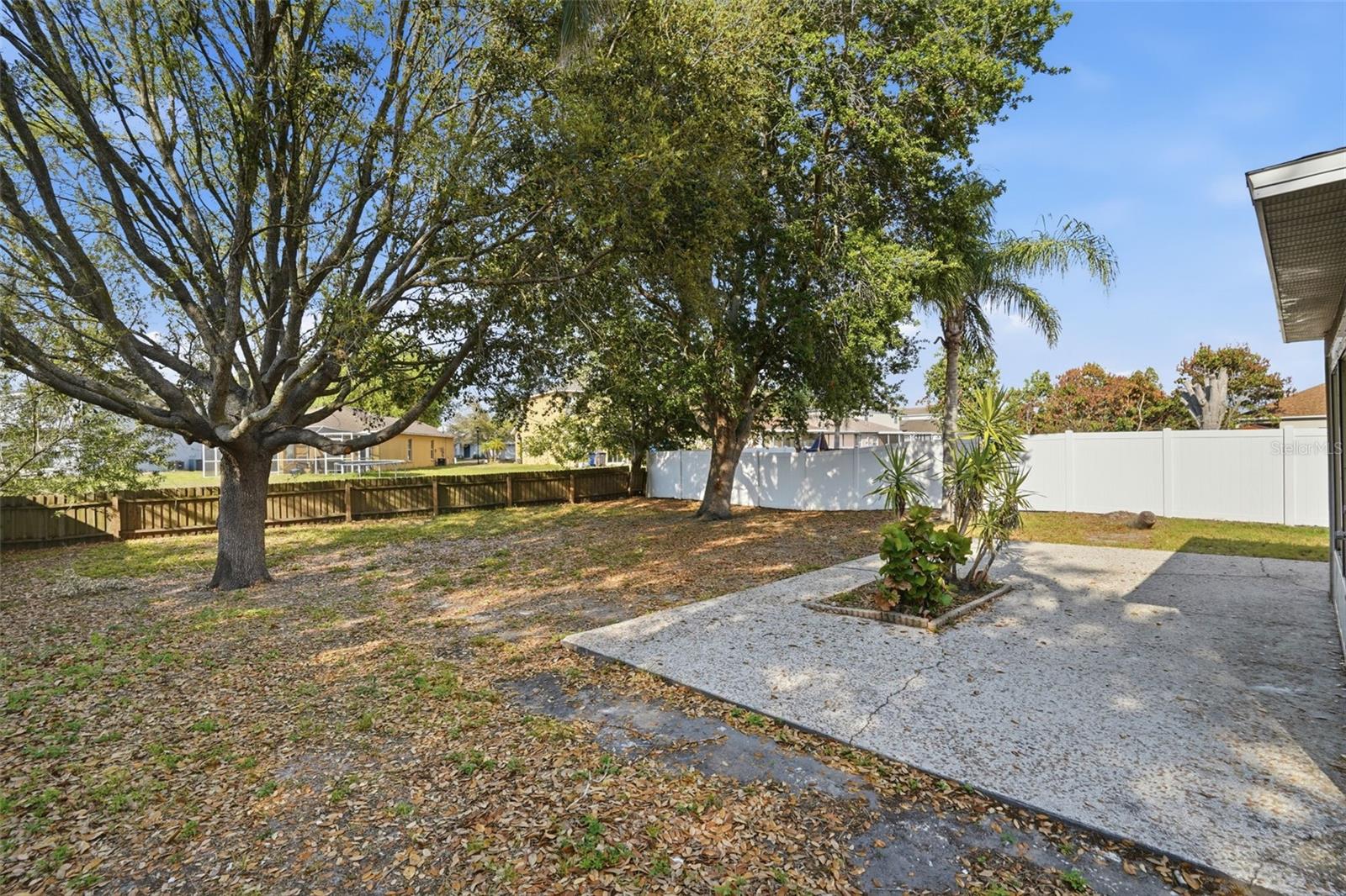 Image 29 of 30 For 12639 Longcrest Drive